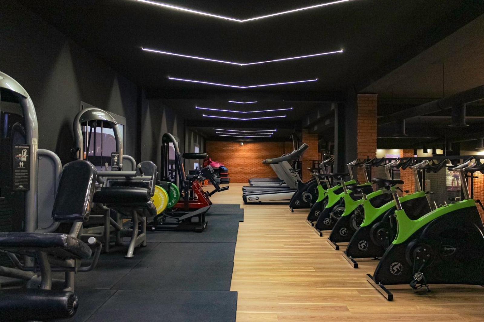 The Cosy Duplex With Gym Access & Near Mall, Palooza Appartement