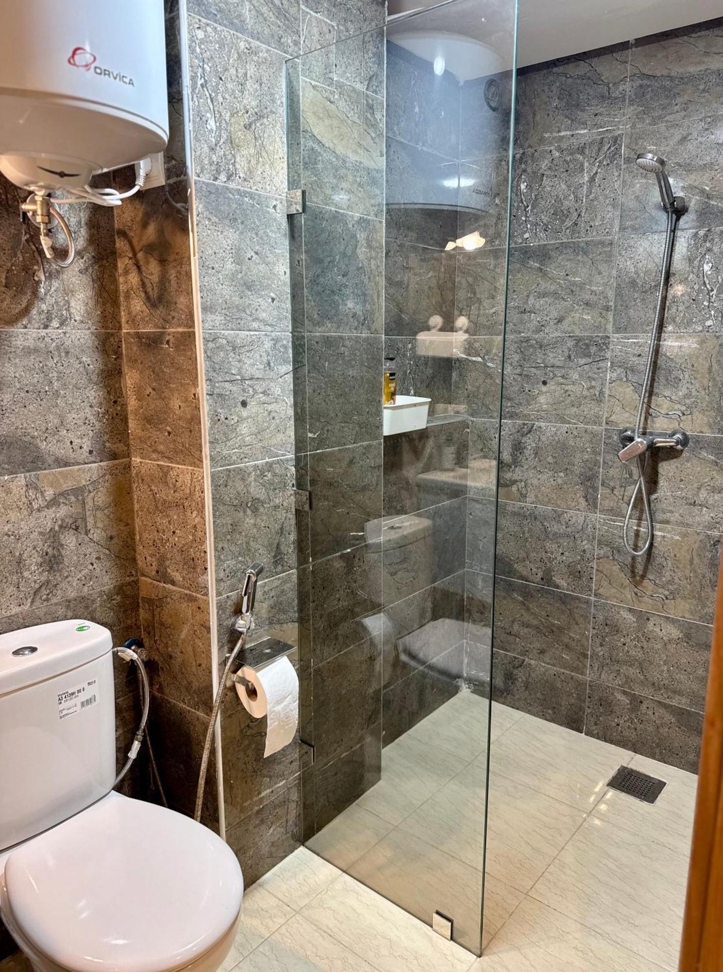 The Cosy Duplex With Gym Access & Near Mall, Palooza