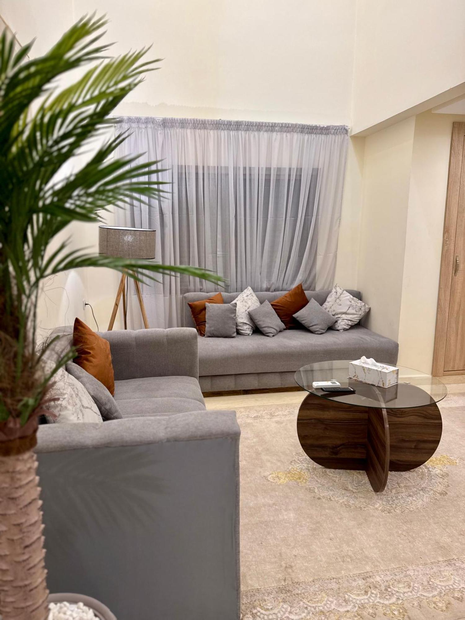 The Cosy Duplex With Gym Access & Near Mall, Palooza Apartment Marrakesh